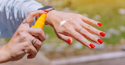Martin Lewis’ MSE urges people to ‘look at back of sunscreen bottles’