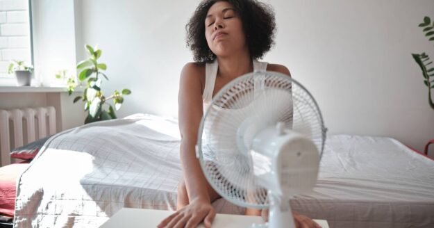 Cool your home in a heatwave by using your fan with correct method