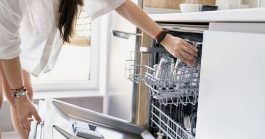 Households told to stop putting ‘innocent’ liquid in dishwasher | UK | News