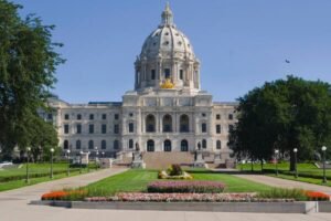 Minnesota Launches Graduate Student Loan Program