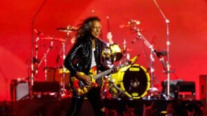 Metallica’s Kirk Hammett Falls Off Stage Days After Enraging Swifties