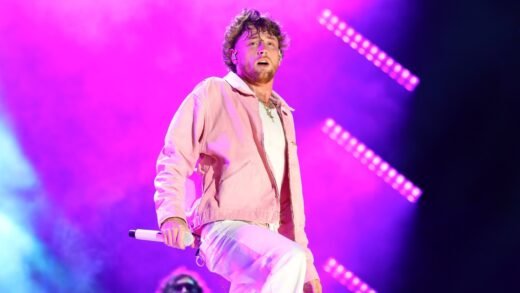 Bailey Zimmerman Speaks Out on Canceled Shows, Alleged Hotel Trashing