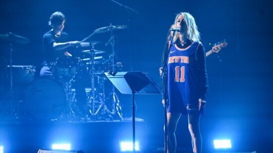 Watch Kim Gordon Showcase ‘Play Me’ on ‘Fallon’