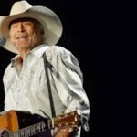 Alan Jackson’s Final Performance of ‘Chattahoochee’: Watch