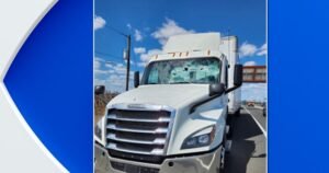 First officer of United flight that hit light pole on New Jersey Turnpike told captain he was “slow and a little low,” NTSB says