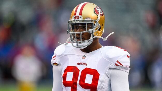 Aldon Smith donated pizzas to homeless charity hours before his death, friend says