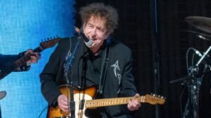 Bob Dylan Hired a New Guitar Player, But Big Questions Linger