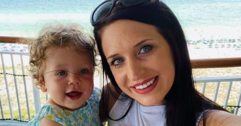A week before Texas mom Alyssa Burkett’s murder, the killer received a text: “I hope you handle it”