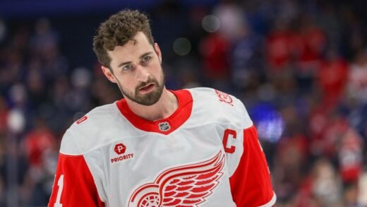 Dylan Larkin reportedly asks Red Wings for trade after playoff drought