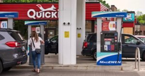Gas prices drop slightly 14 weeks into Iran war