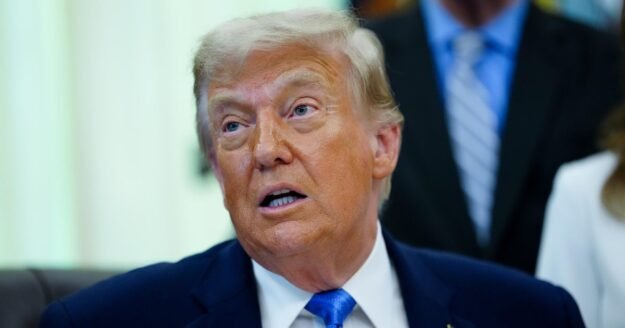 A Trump-linked firm is lobbying for pardons. Its first client already paid $500,000.