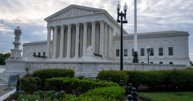 Supreme Court strikes down Hawaii law restricting guns on private property that’s open to public
