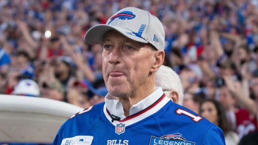Jim Kelly reveals stroke, says latest cancer screenings came back clear