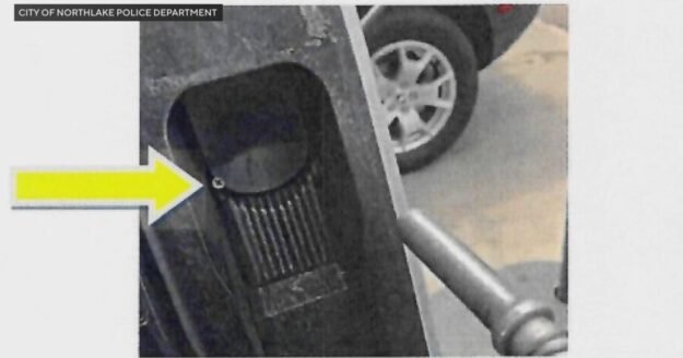 Northlake police warn of gas pump screw scam
