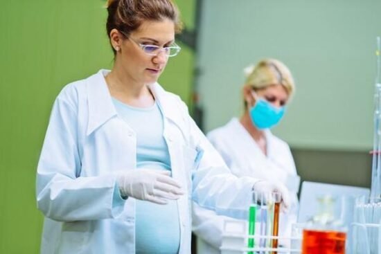 Female Academics Increasingly Delay Motherhood Until Age 35