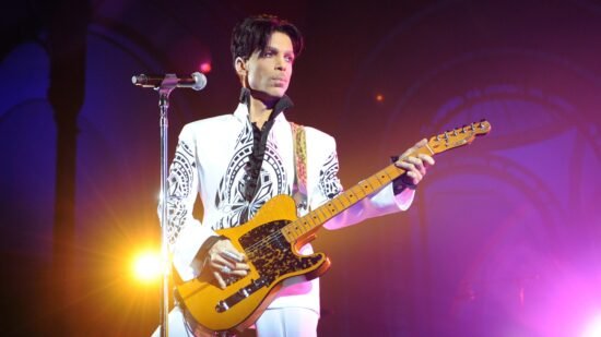 Hear Prince’s Unreleased 1995 Recording ‘Stone’ From ‘Timeless’ Comp