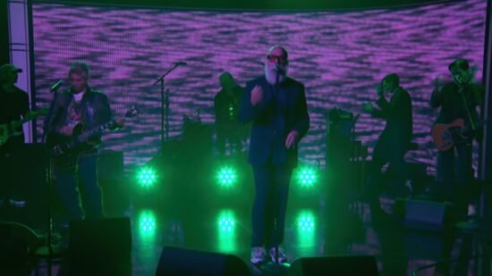 Michael Stipe, Andrew Watt Showcase ‘I Played the Fool’ on ‘Kimmel’