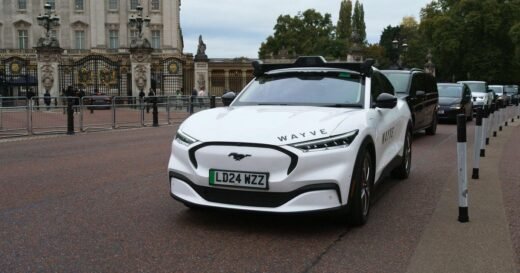 London cabbies not ready to hand over their keys to AI-powered, autonomous taxis
