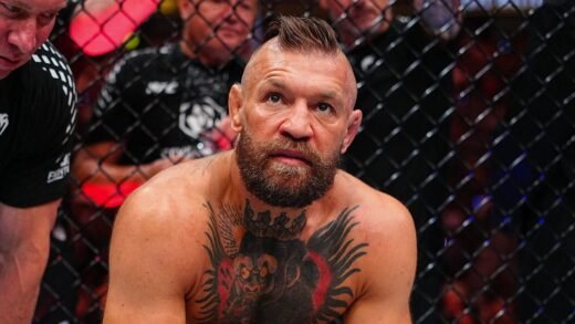 Dana White assumes McGregor tore his ACL in fight against Holloway