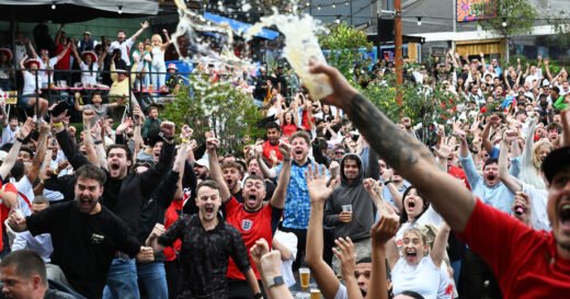 England fans can now drink alcohol in pubs for Mexico World Cup game after licensing update