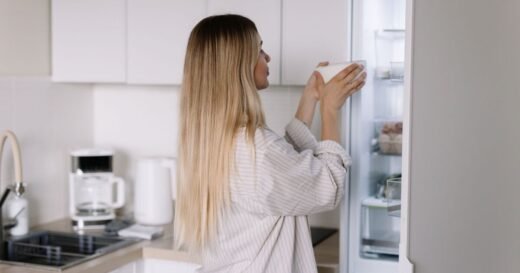 Stop storing 5 common items in the fridge even when weather’s hot