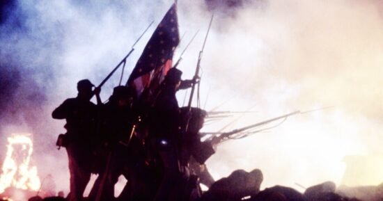 One of the best Oscar-winning war epics ever made is on TV this weekend | Films | Entertainment