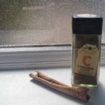 Households urged to put bowls of cinnamon powder on windowsills