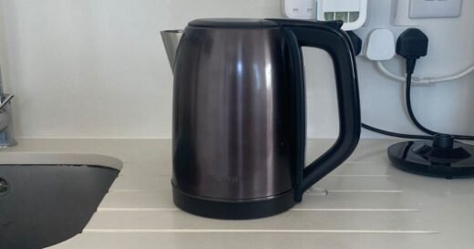 Not vinegar or baking soda – kettle limescale will vanish with 1 item