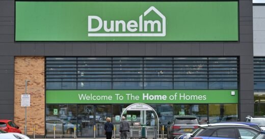 ‘Food stays fresh’ and ‘fridges look neater’ with £7 Dunelm item