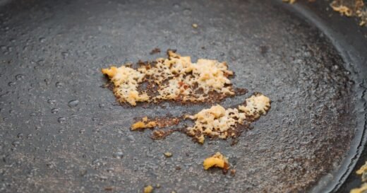 ‘I’m a chef, this is main reason your food always sticks to the pan’