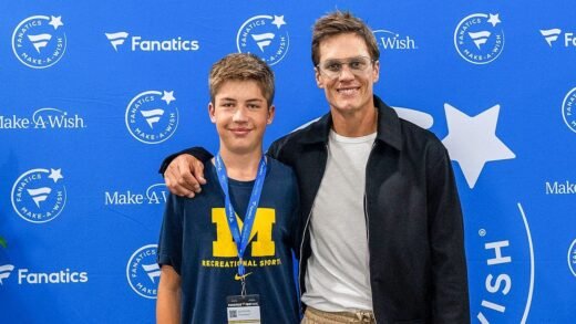 Tom Brady grants Make-A-Wish teen a dream meeting at Fanatics Fest