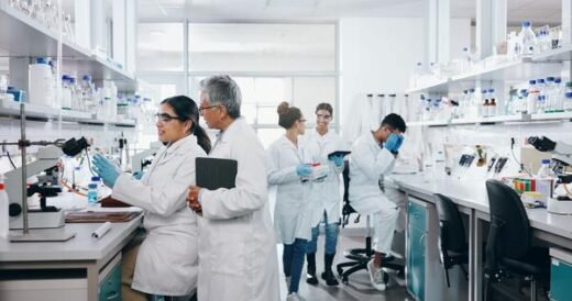 Top Ph.D. Programs Shrink Amid Federal Funding Uncertainty