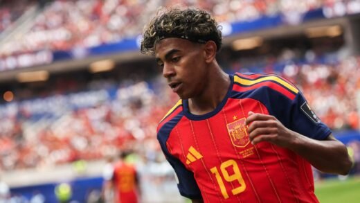 Rodri Tells Lamine Yamal, Who’s Battling World Cup ‘Anxiety,’ To ‘Calm Down’