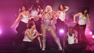 Bebe Rexha Performs Medley of ‘New Religion,’ ‘Sad Girls’ on ‘Fallon’