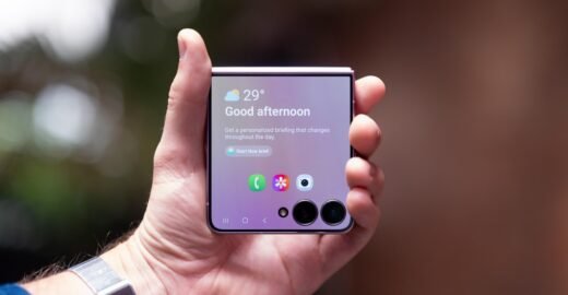 Samsung’s Galaxy Z Flip 8: I almost forgot it was a foldable