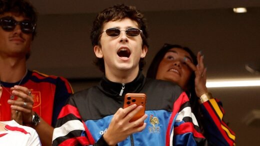 Timothée Chalamet starstruck by Dallas Cowboys Cheerleaders at game