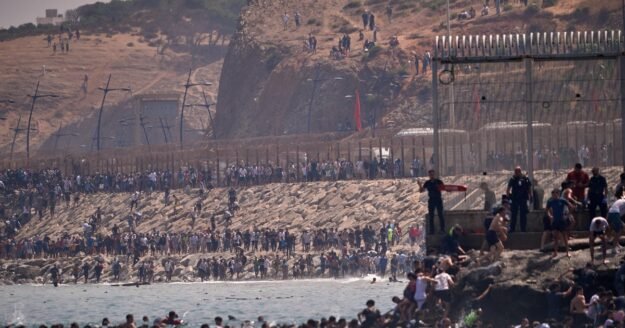 Spain deploying military to border with Morocco after thousands of migrant crossings