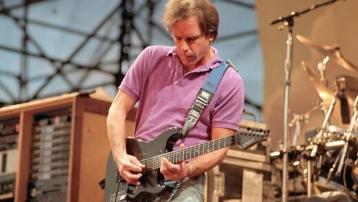 Grateful Dead Tear Through ‘Brown-Eyed Women’ in June 1991
