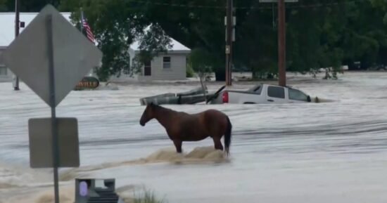 Hundreds rescued amid historic flash flooding in Missouri