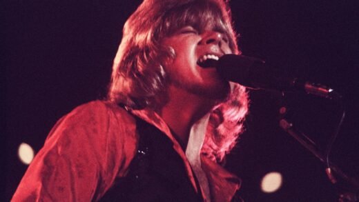 Watch Every Singer of the Band’s Version