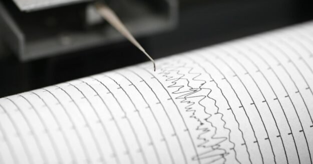 Strong earthquake with 7.1 magnitude strikes southern Japan; tsunami alert issued