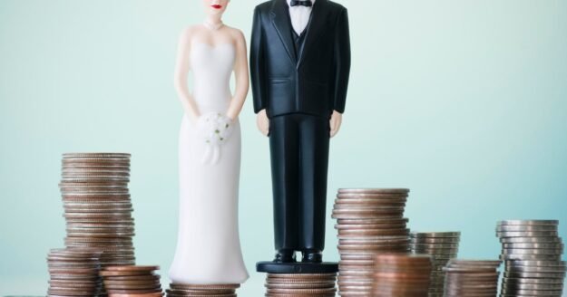 Couples are spending 8.5% more on weddings this year. Here’s why.