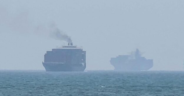 Shipping insider says “nothing is going through” the Strait of Hormuz, despite U.S. insisting it’s open