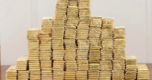 Iraq seizes mounds of gold and millions in cash from officials in corruption crackdown