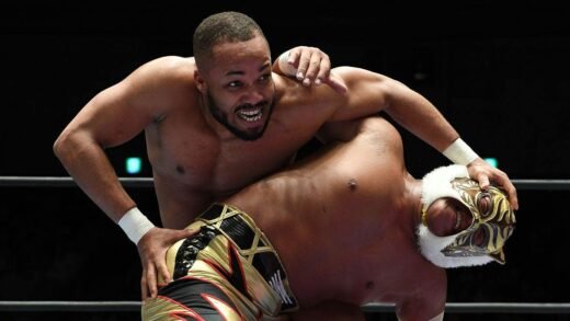 Pro wrestler talks drive to get back into ring after two strokes