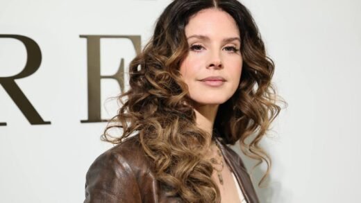 Lana Del Rey Announces a ‘Beautiful’ Companion Album to ‘Stove’