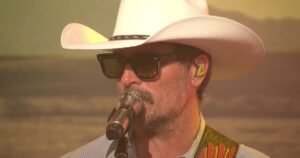 Saturday Sessions: Midland performs “Vaquero”