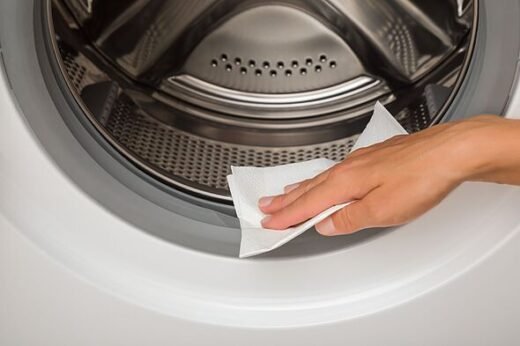 Eliminate mould from washing machine seals ‘for good’ in 10 minutes with simple item