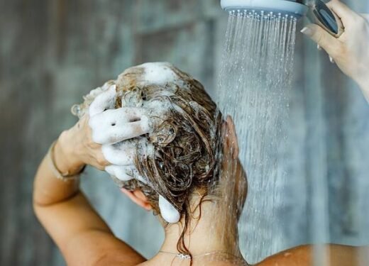 'Thickening' £22 shampoo praised by hair loss sufferers for 'excellent' results