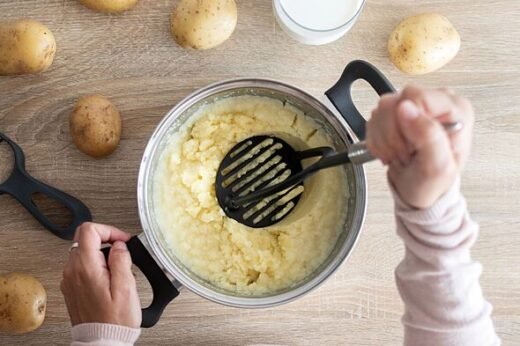 Mashed potatoes taste 'creamy' and are 'side worthy' if you use special 'mix'